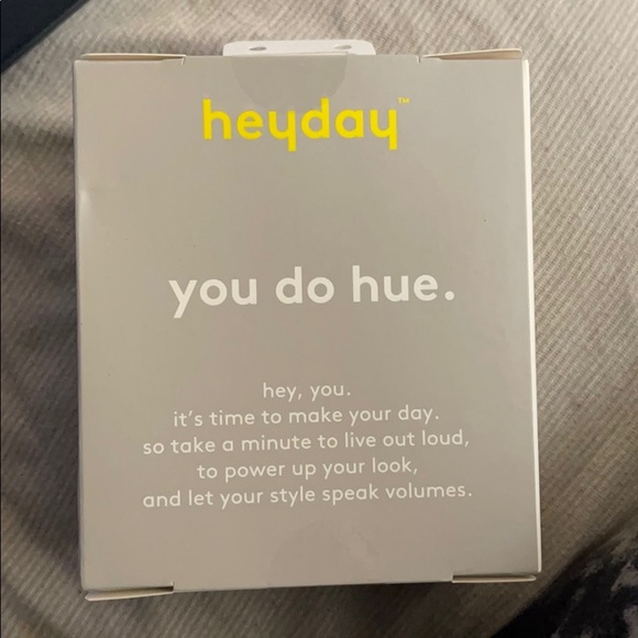 Airpods case available for Gen 1 & Gen 2 - Picture 2 of 2